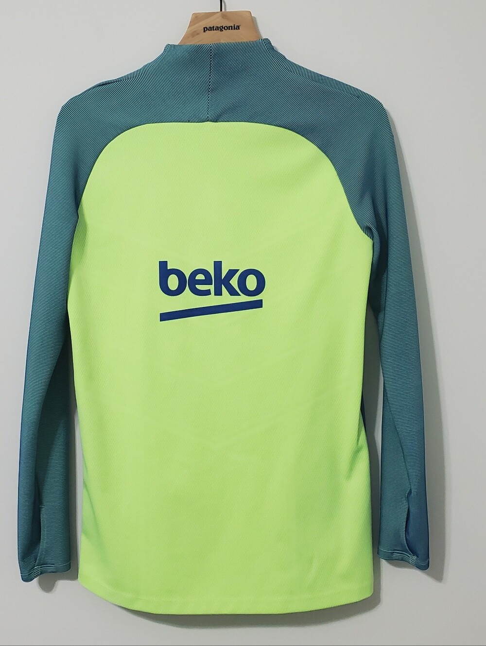 Nike Aeroswift FC Barcelona Training Shirt Strike Drill Ghost Green Mens Medium - Picture 8 of 13